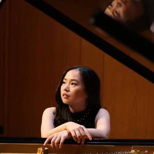 ayunia saputro at piano